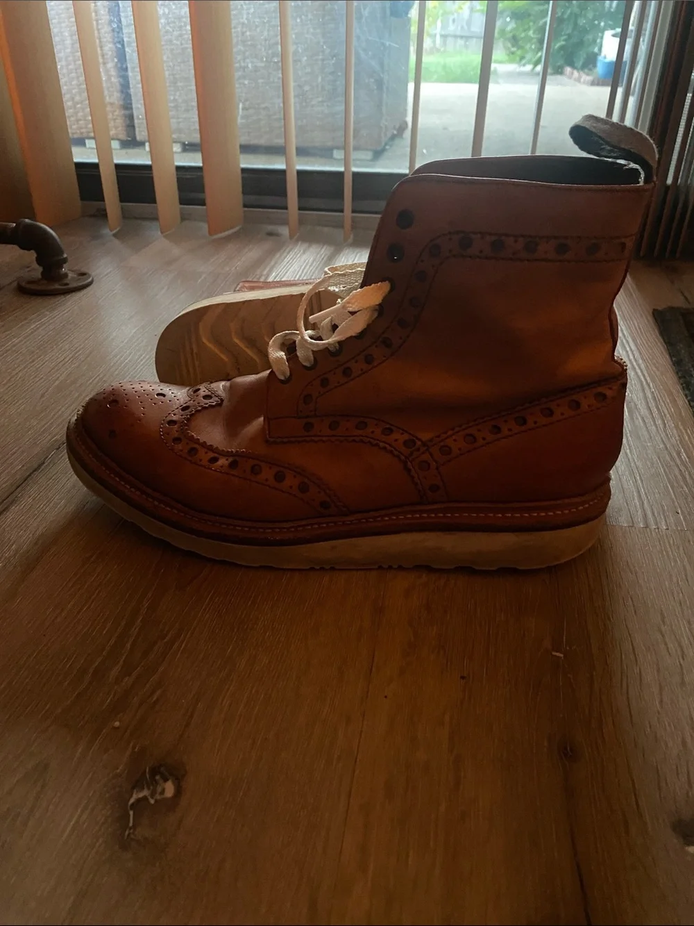 Men's Tan Wingtip Leather Lace-Up Boots